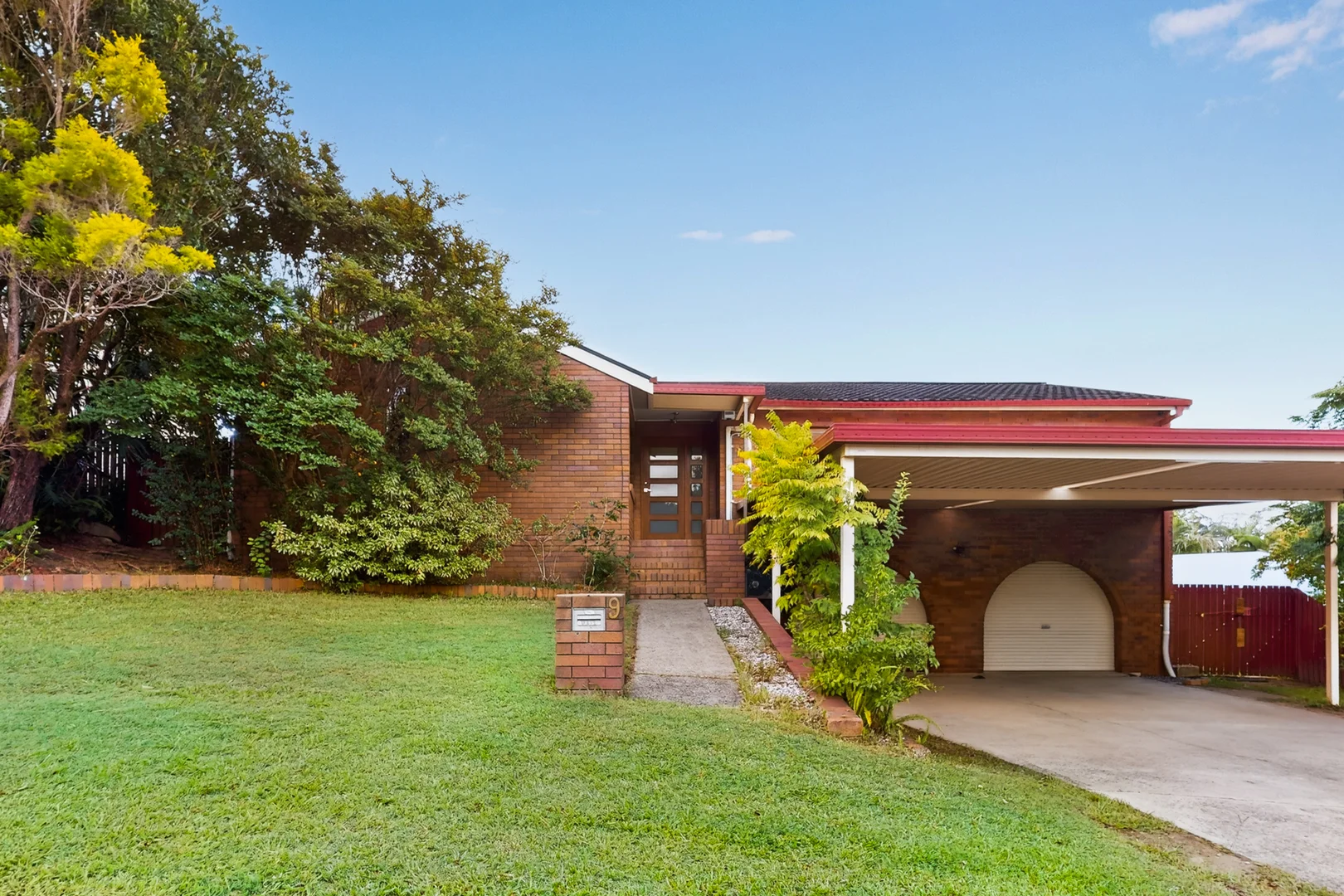 9 Glencloy Street, Ferny Grove QLD 4055