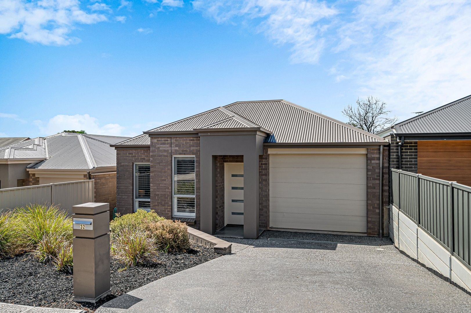 4 bedrooms House in 32 Barrington Avenue ENFIELD SA, 5085