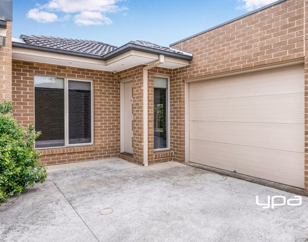 2/4 Anderson Road, Sunbury VIC 3429