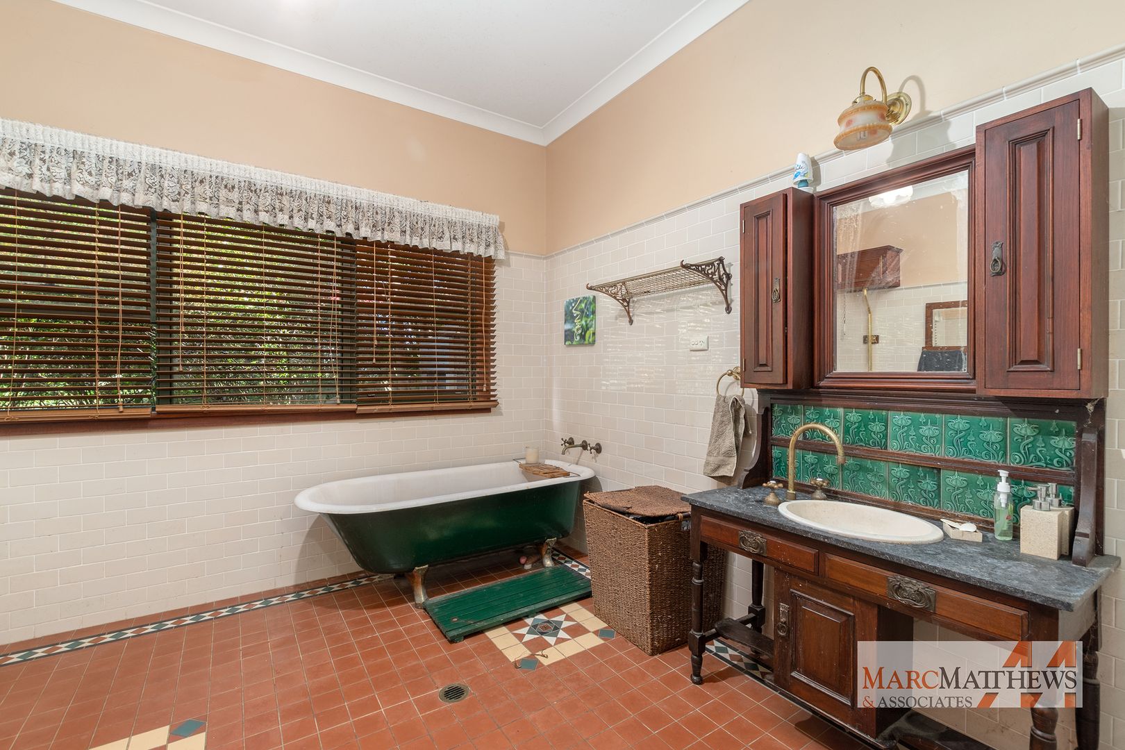 160 The Ridgeway, Lisarow NSW 2250, Image 2