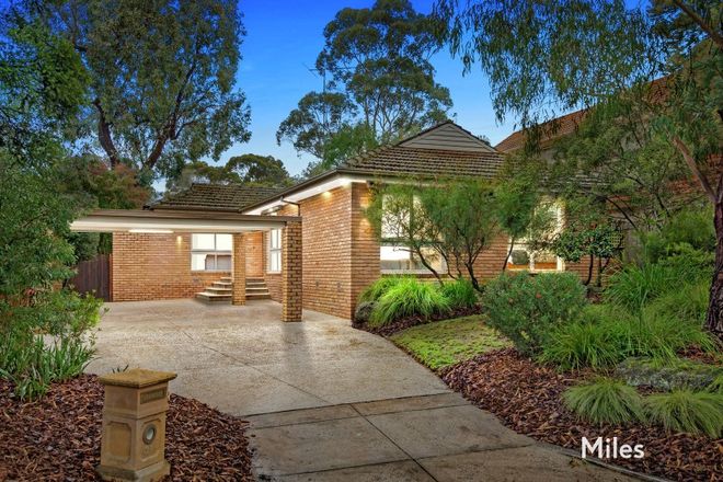 Picture of 31 Crampton Crescent, ROSANNA VIC 3084