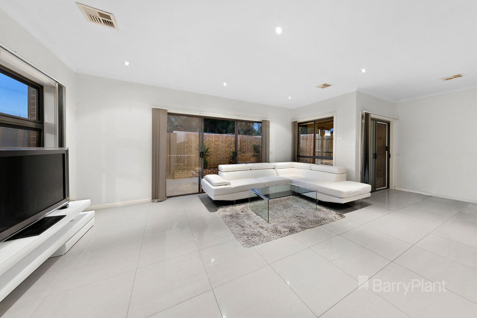 2/53 Wintersun Drive, Albanvale VIC 3021, Image 2