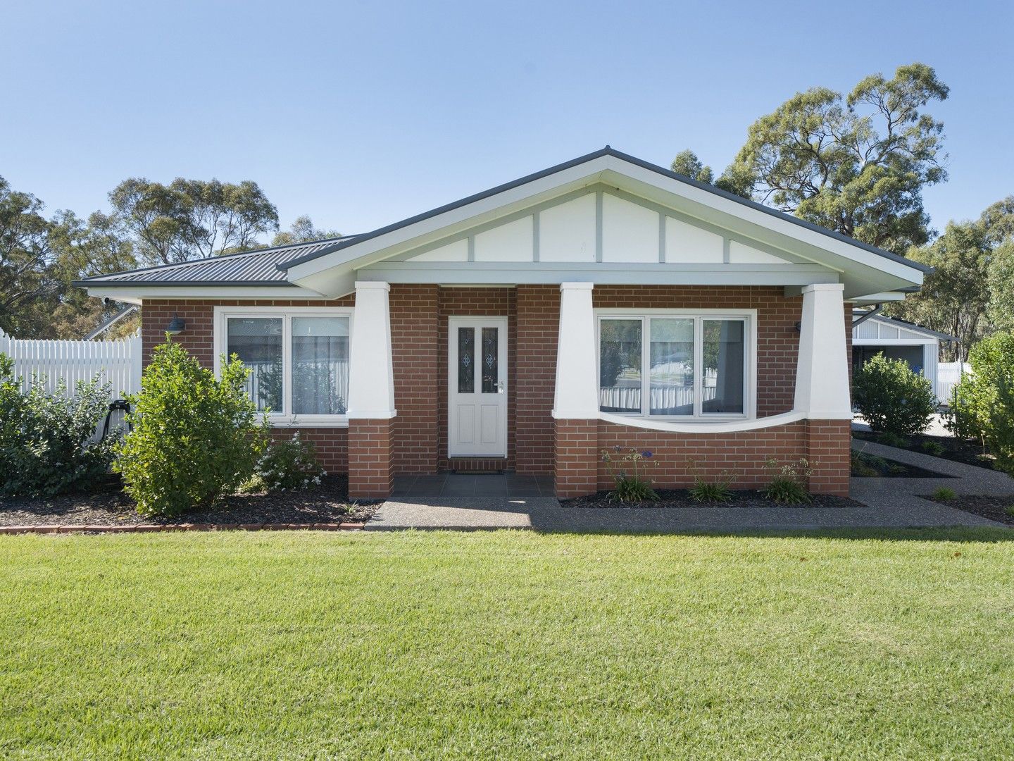 21 Granite Court, Euroa VIC 3666, Image 1