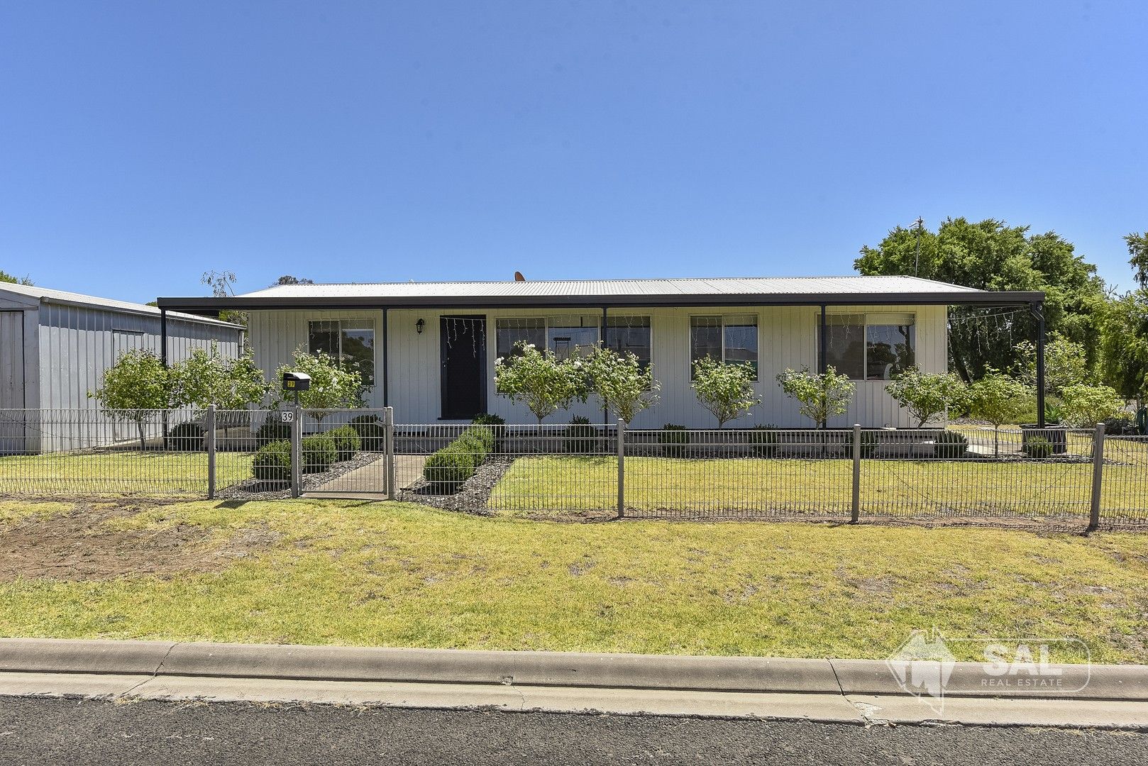 39 Tolmer Terrace, Bordertown SA 5268, Image 0