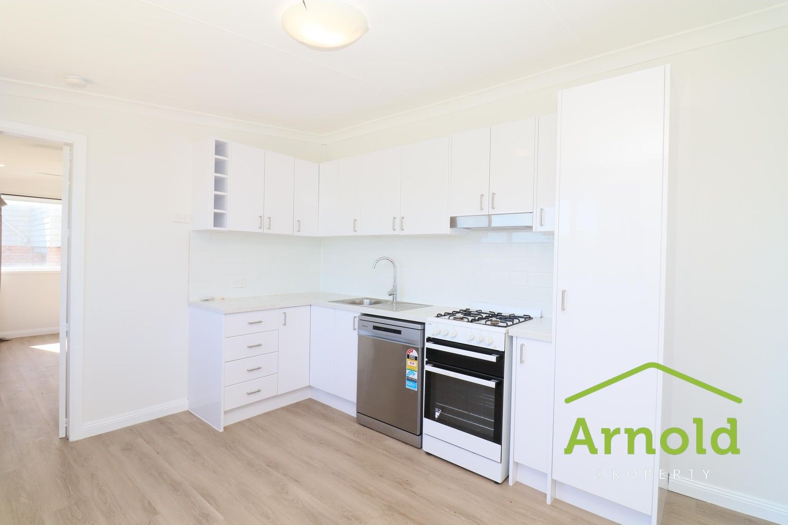 1 bedrooms Apartment / Unit / Flat in 18A Long Crescent SHORTLAND NSW, 2307