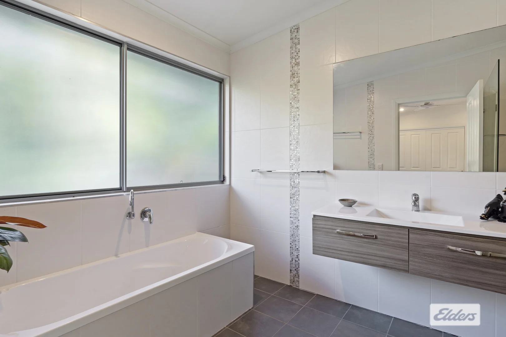 Additional image 30 of 29 Waratah Court, Mount Burrell NSW 2484