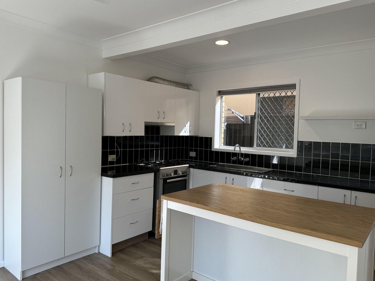 2 bedrooms Apartment / Unit / Flat in 2/1290 Gold Coast Highway PALM BEACH QLD, 4221
