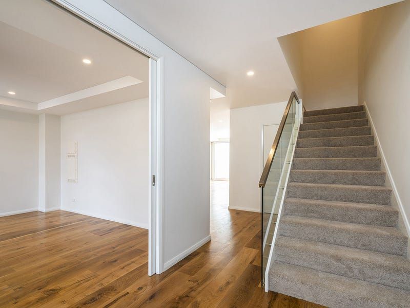 16 teacher loop bellevue