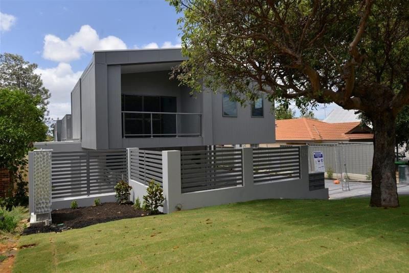 2 bedrooms Apartment / Unit / Flat in 4/194 Holbeck Street DOUBLEVIEW WA, 6018