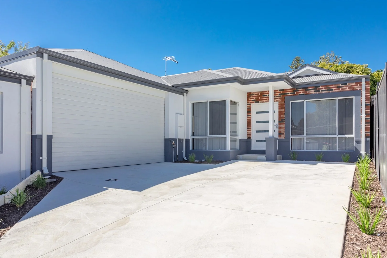 Primary image of 3/23 Queen St, Maylands WA 6051