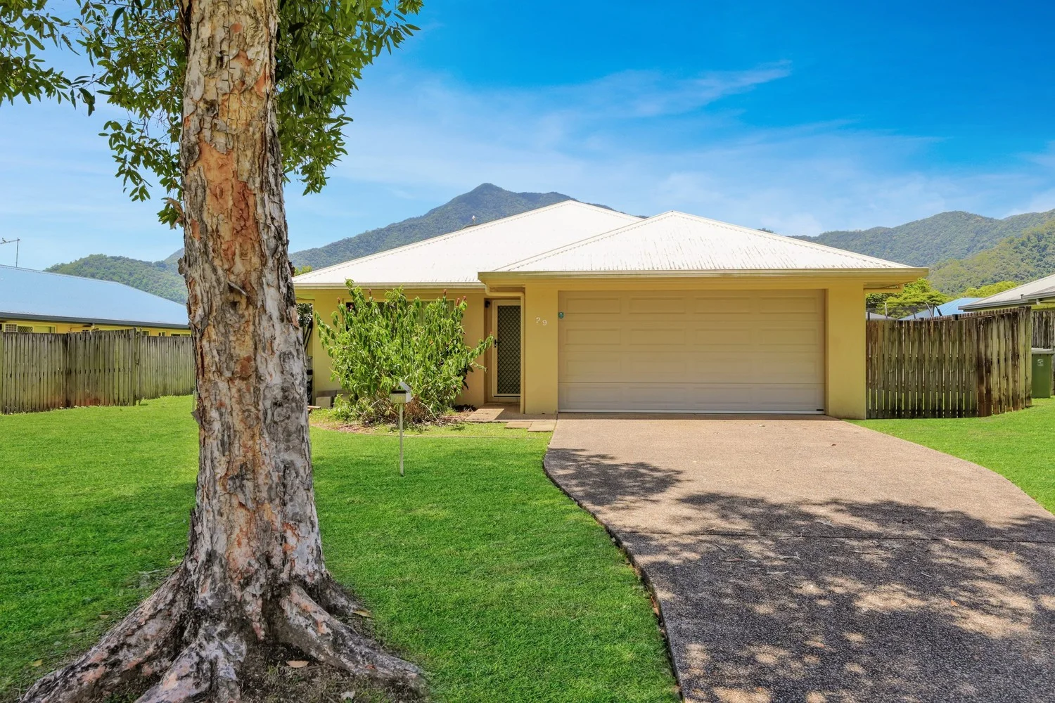 29 Cliffdale Street, Bentley Park QLD 4869