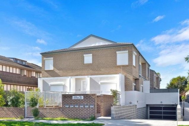 3 bedrooms Townhouse in 5/13-15 ADAH STREET GUILDFORD NSW, 2161