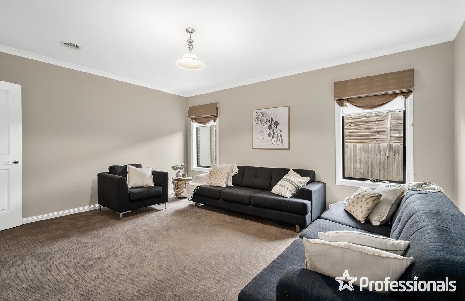 27 Freshfield Avenue, Mooroolbark VIC 3138, Image 1