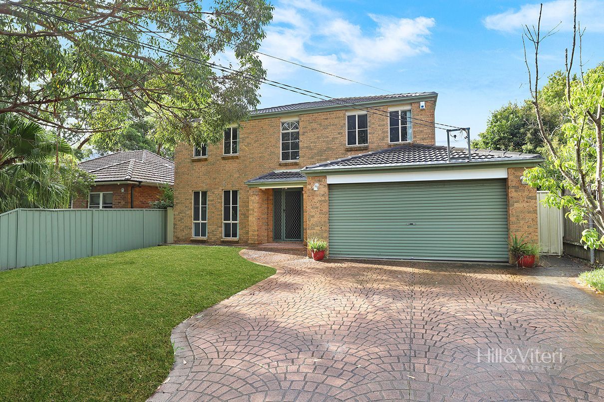 4 bedrooms House in 5 Leonay Street SUTHERLAND NSW, 2232