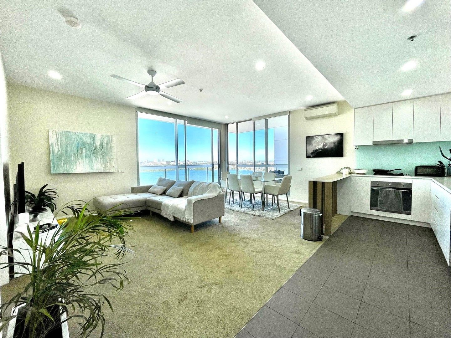 1 bedrooms Apartment / Unit / Flat in 1101/43 Shoreline Drive RHODES NSW, 2138