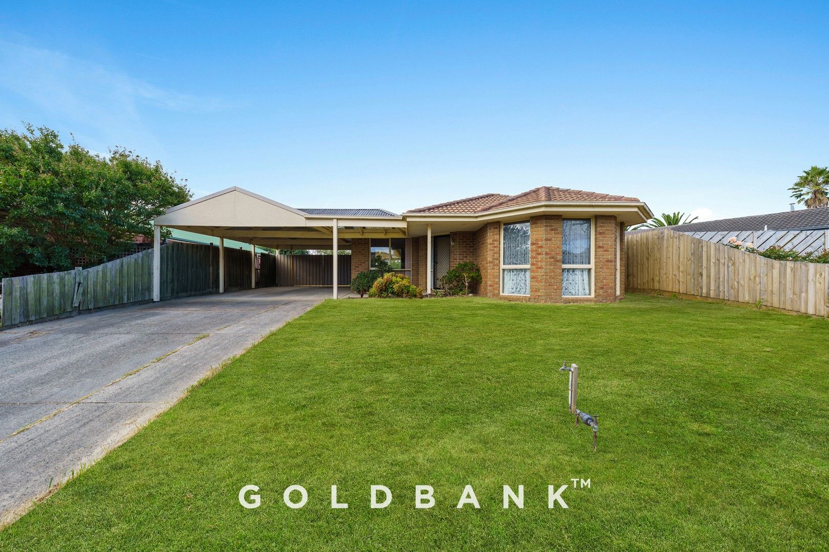 3 bedrooms House in 6 Tamworth Court CRANBOURNE VIC, 3977