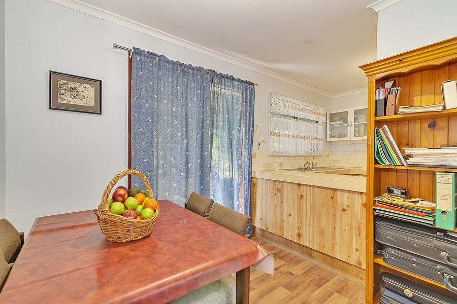 13 Sharon Drive, Eagleby QLD 4207, Image 2