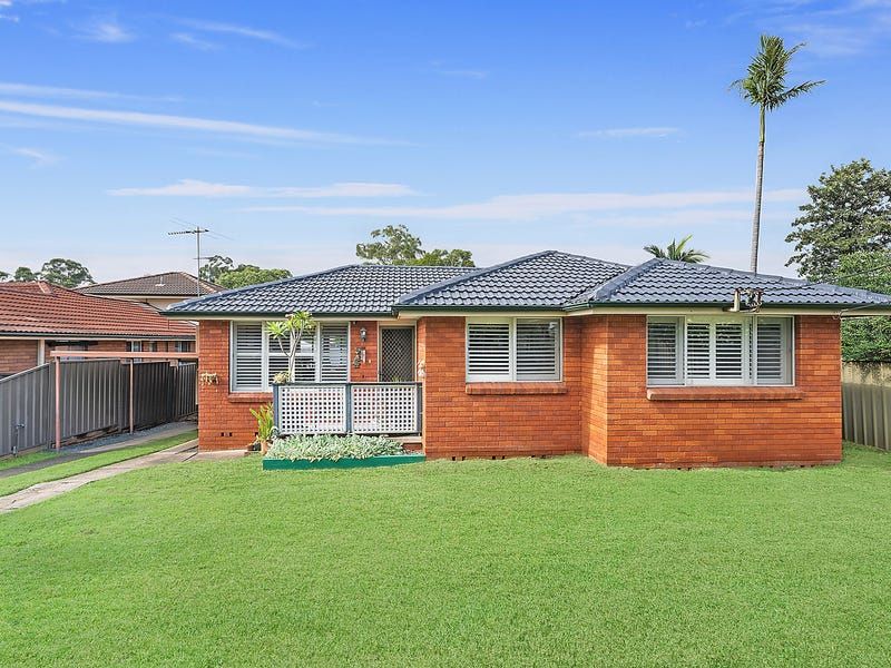 3 bedrooms House in 13 Emerald Road SEVEN HILLS NSW, 2147