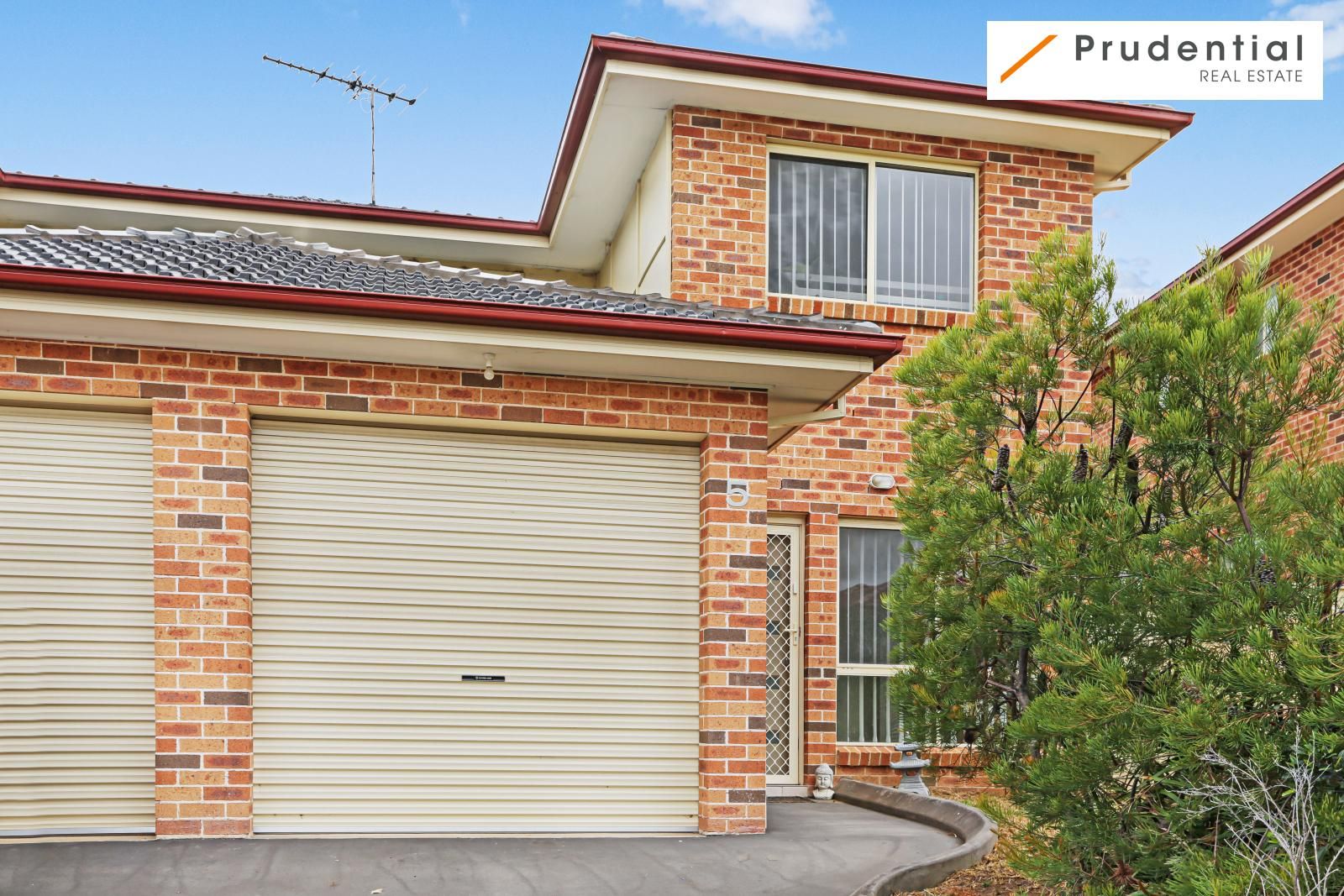 5/4 Feldspar Road, Eagle Vale NSW 2558, Image 0