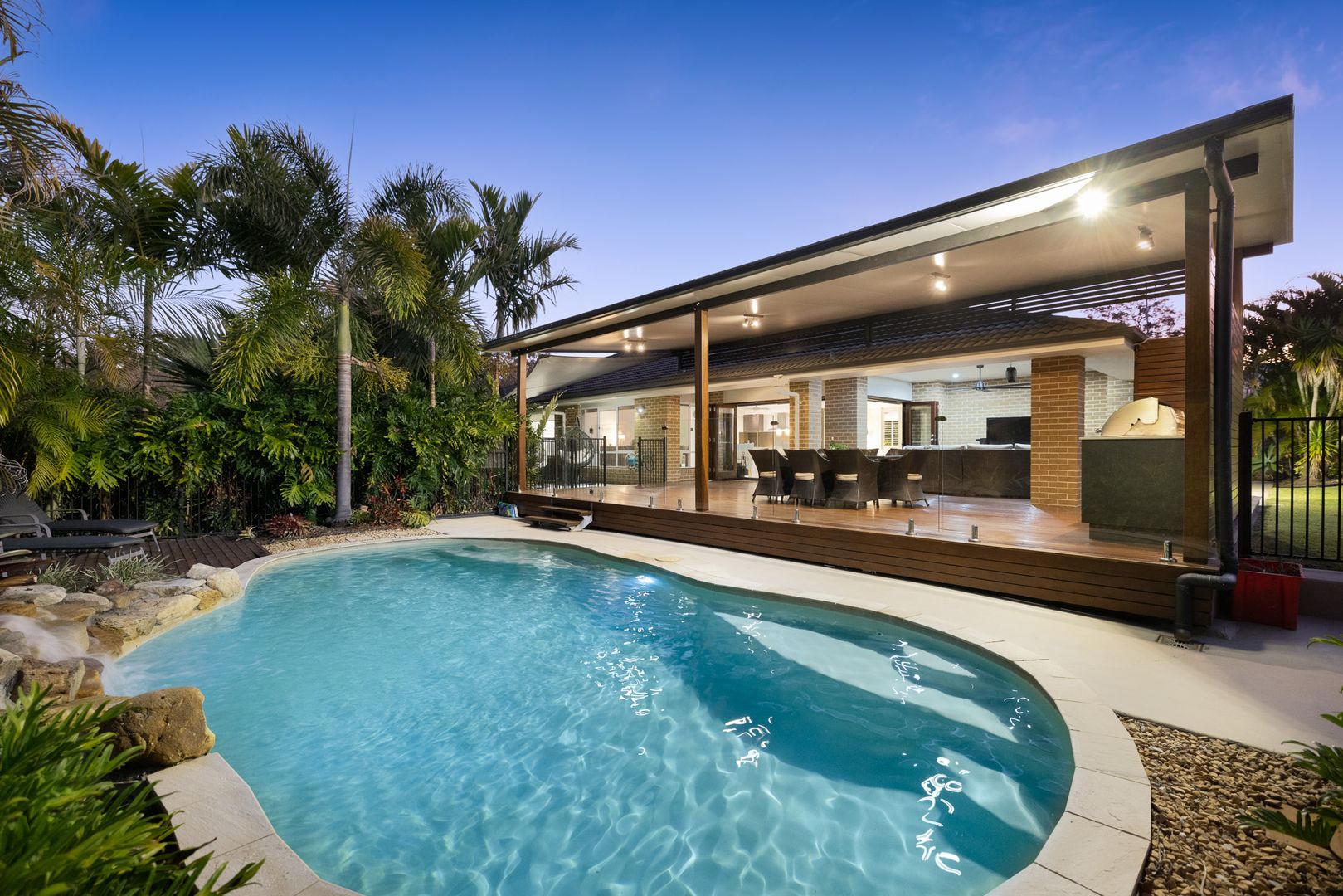 1317 Cormorant Close, New Beith Property History & Address Research