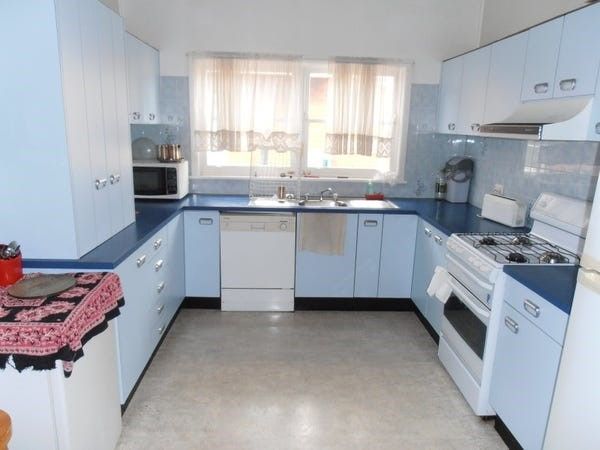 4 bedrooms House in 9 Bourne Street WENTWORTHVILLE NSW, 2145