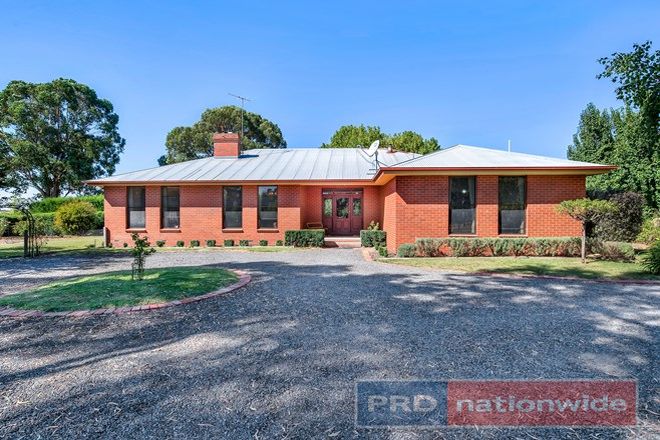 Picture of 292 Sunraysia Highway, MINERS REST VIC 3352
