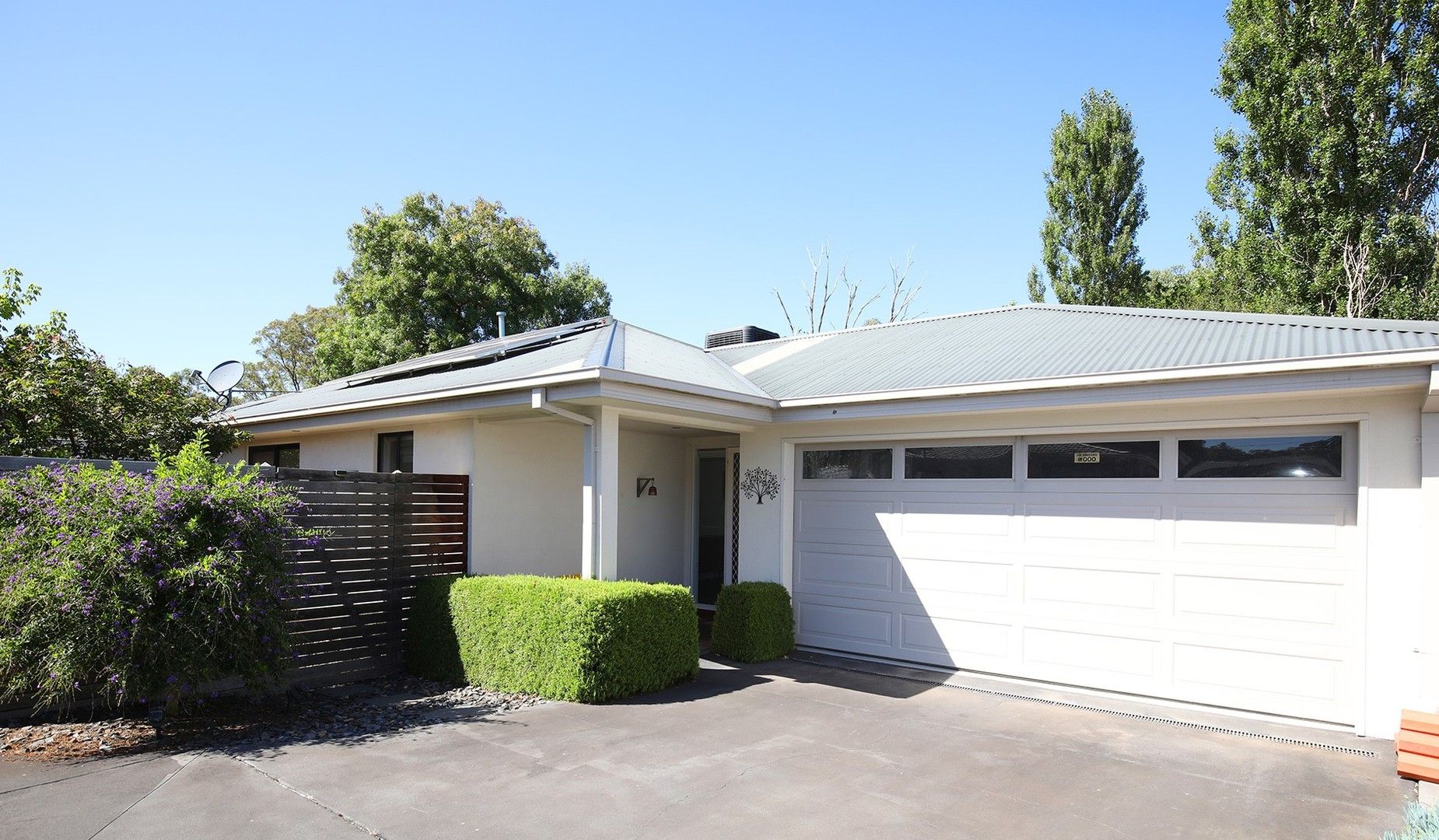 111A Esther Crescent, Mooroolbark VIC 3138 House For Rent 570 Domain