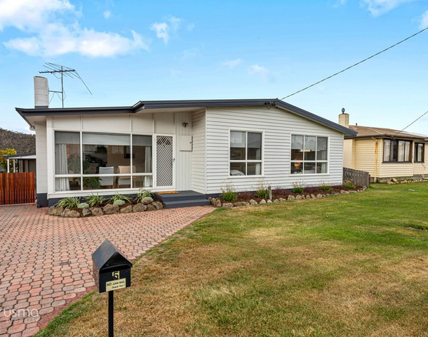 5 Warner Avenue, New Norfolk TAS 7140