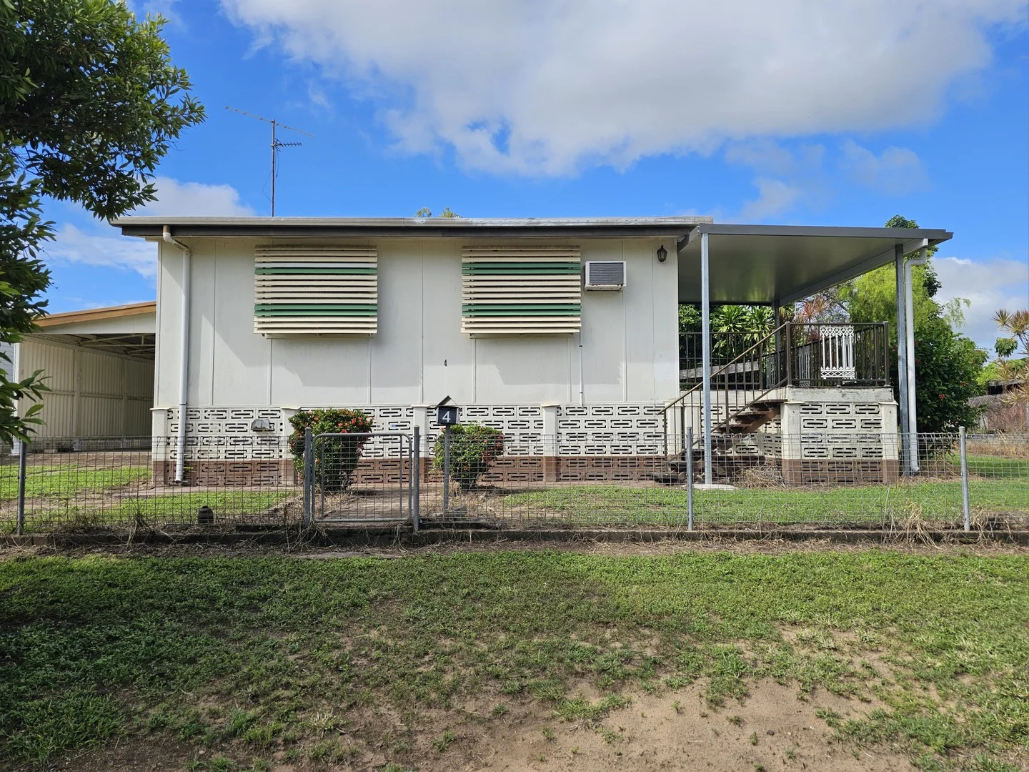 4 Little Young Street, Ayr QLD 4807