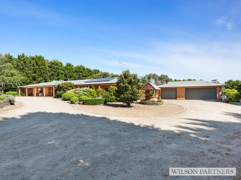 8 HANOVER COURT, Kilmore VIC 3764, Image 1