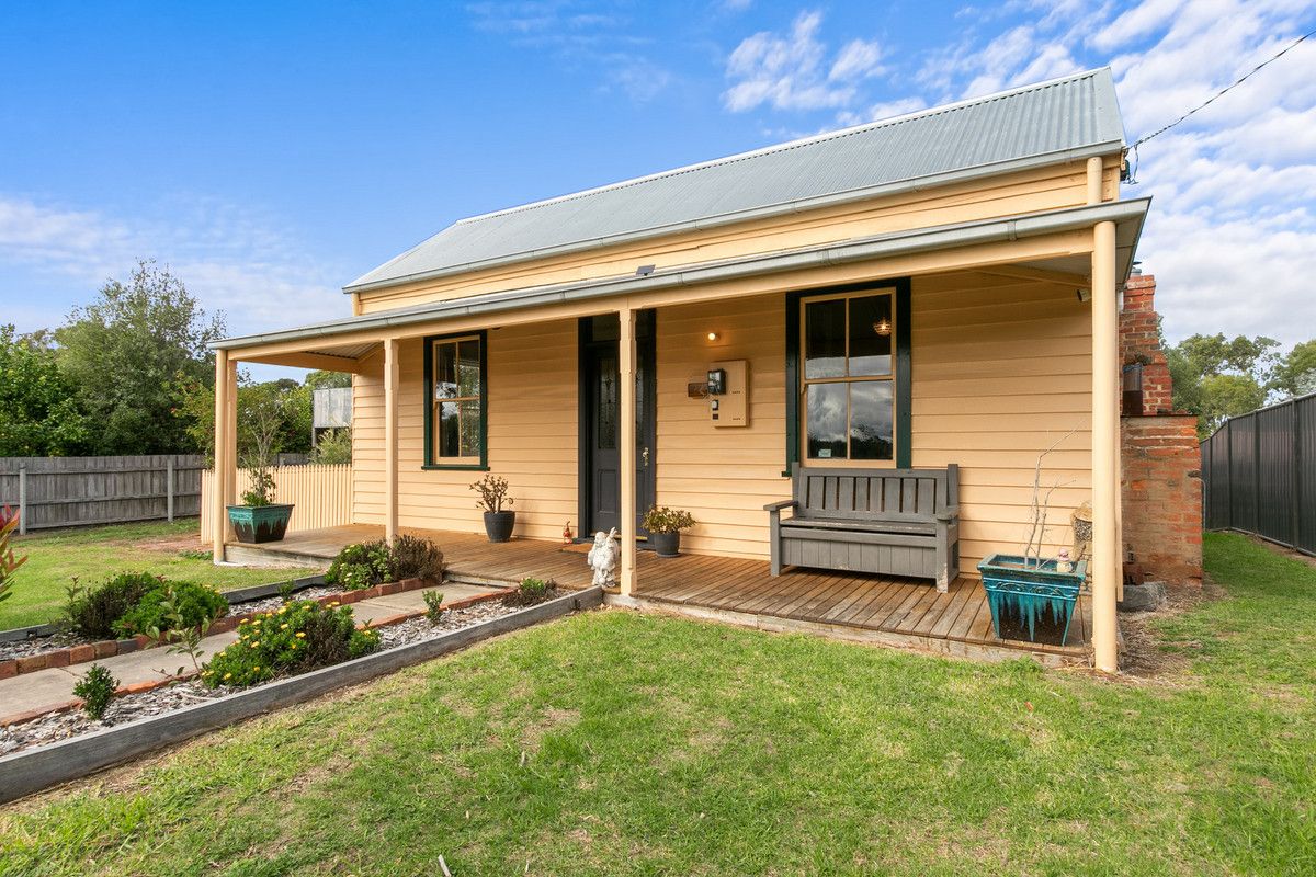 8 Thomson Street, Stratford VIC 3862, Image 0