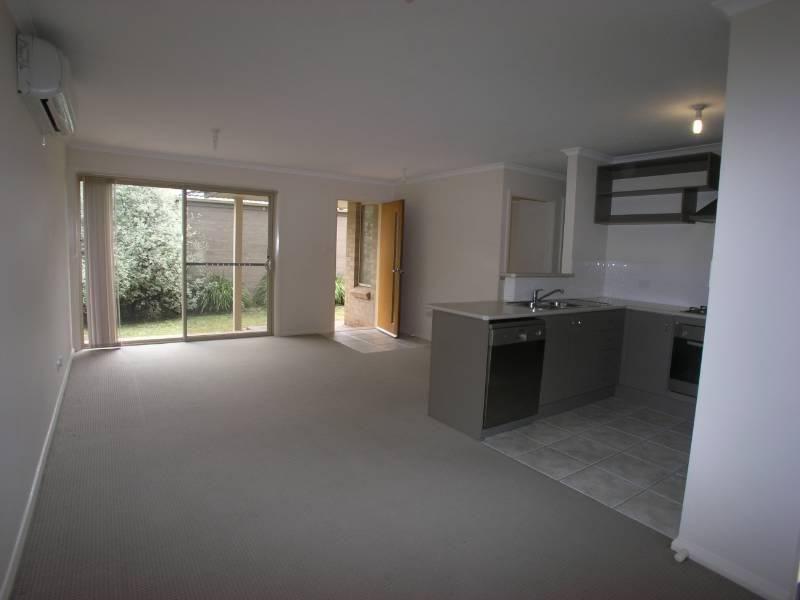 Unit 2 / 39 Molong Road, ORANGE NSW 2800, Image 2