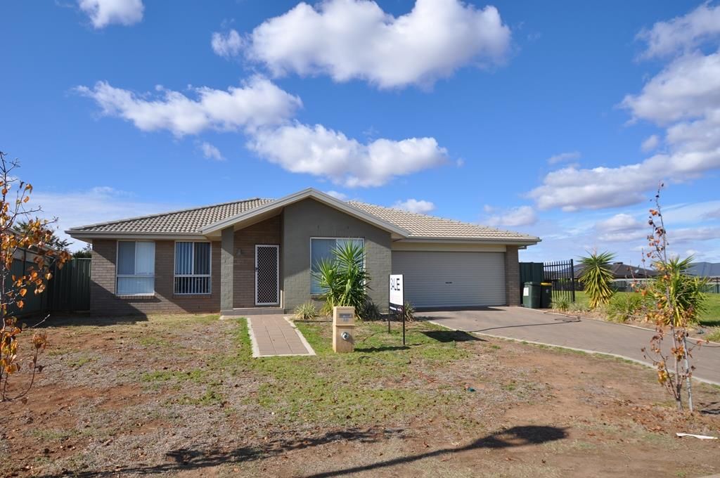 32 Dalbeattie Crescent, Dubbo Property History & Address Research