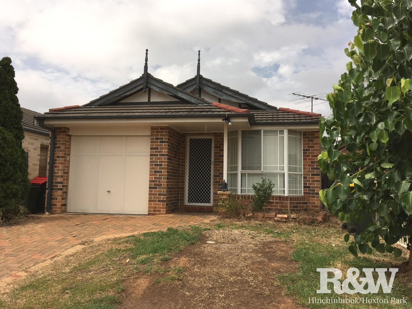 5B Inverell Ave, Hinchinbrook NSW 2168 House For Rent Domain
