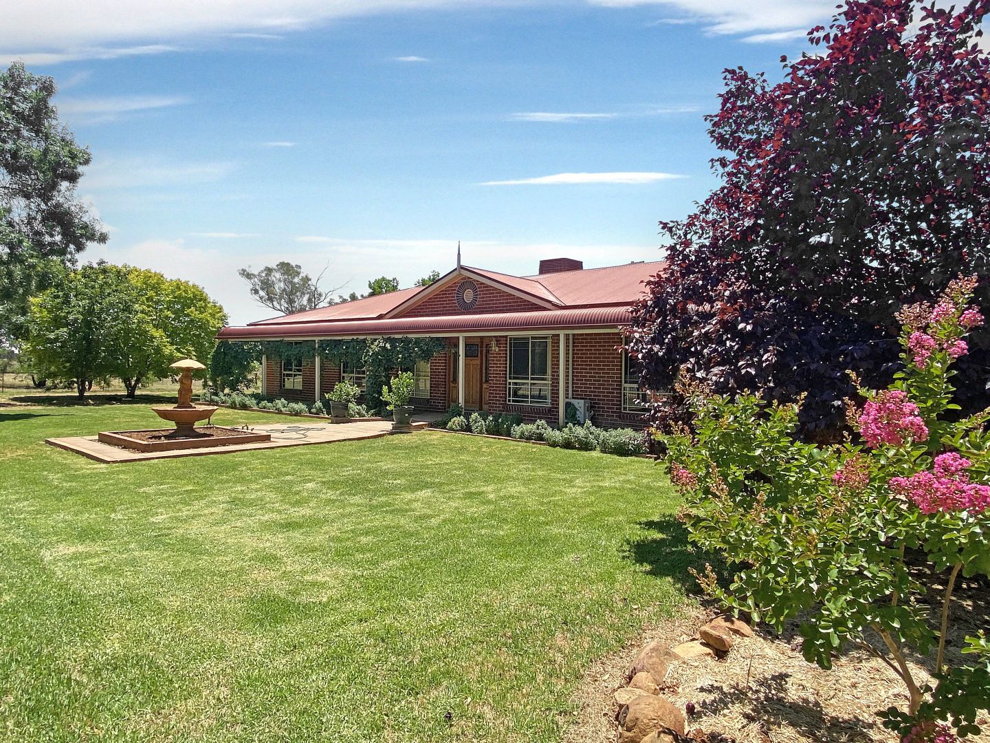 142 Goldfields Way, Temora NSW 2666