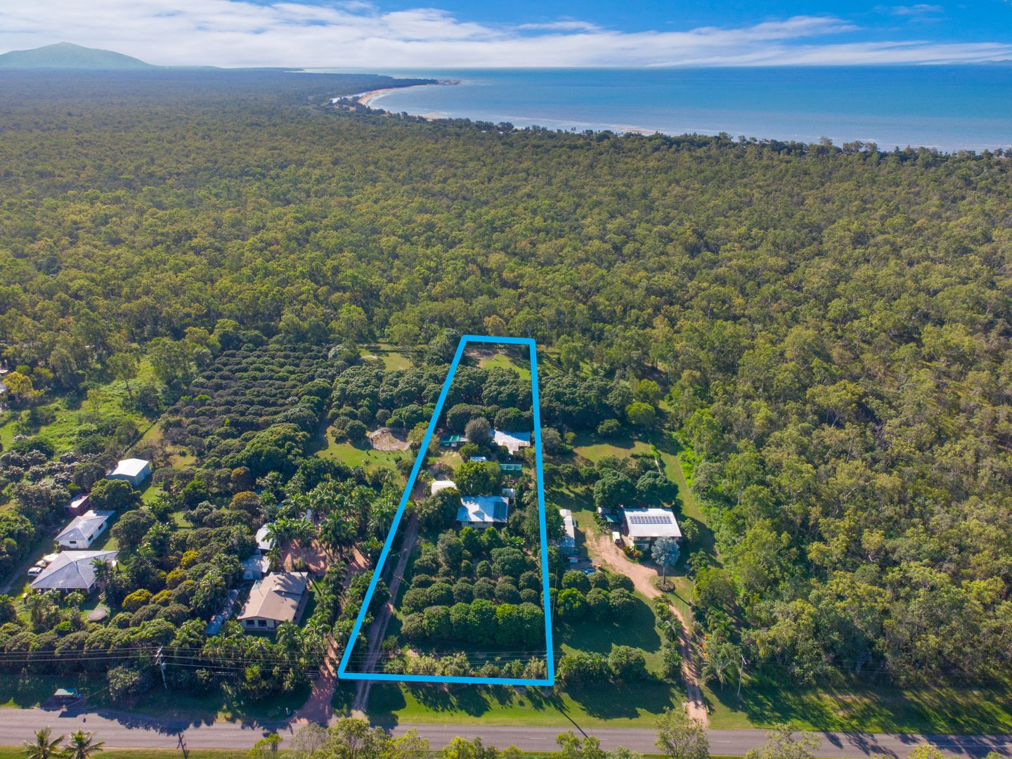 107 Toolakea Beach Road, Bluewater QLD 4818, Image 2