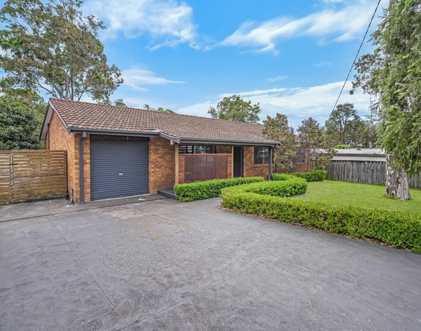 1 Una Avenue, Charmhaven NSW 2263