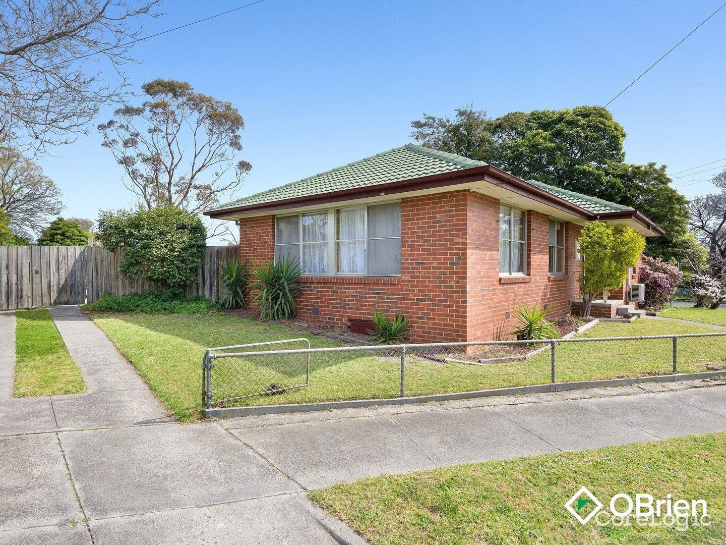 3 bedrooms House in 6 Aleppo Crescent FRANKSTON NORTH VIC, 3200
