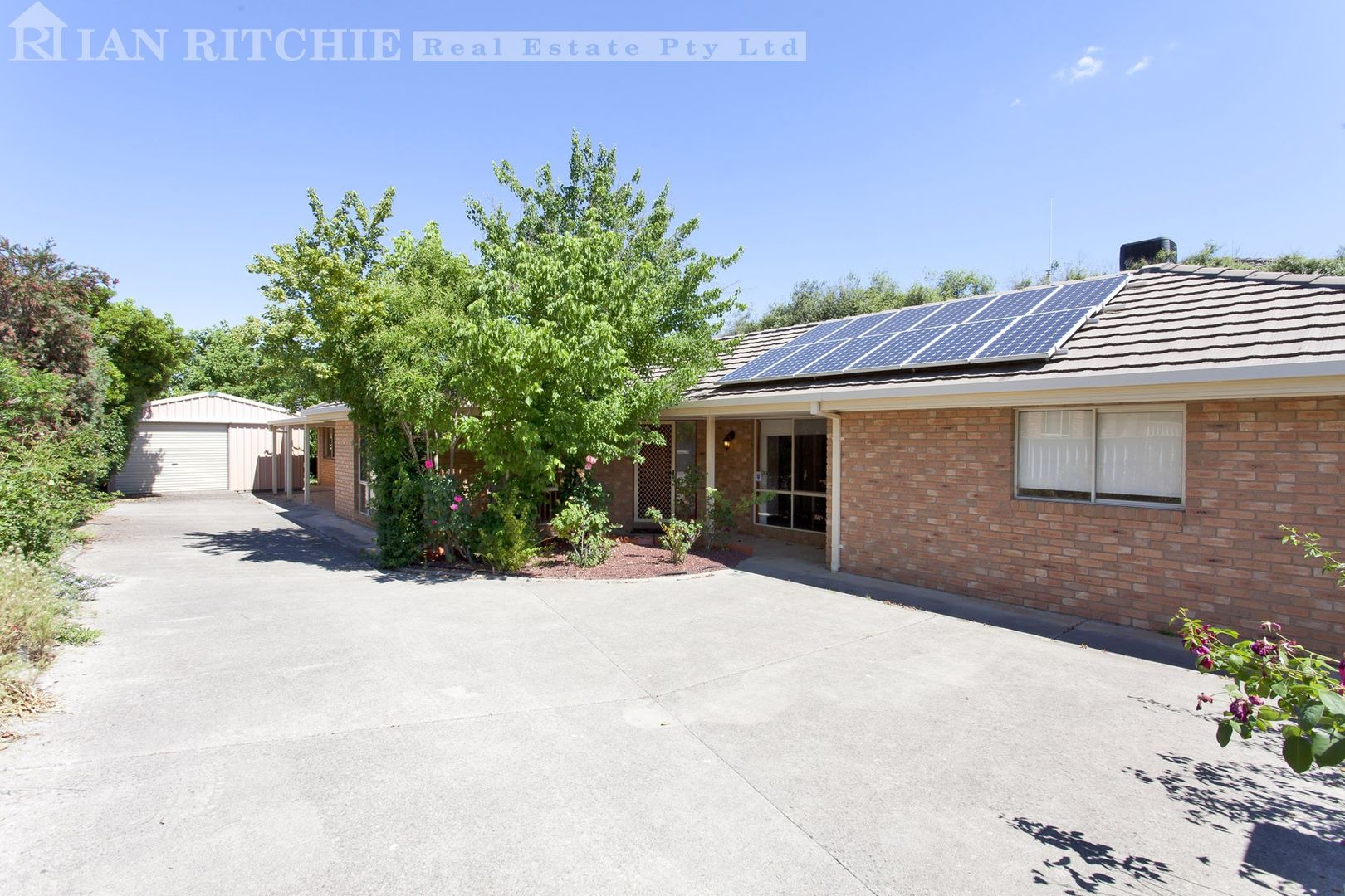 8 Cooper Close, Glenroy NSW 2640