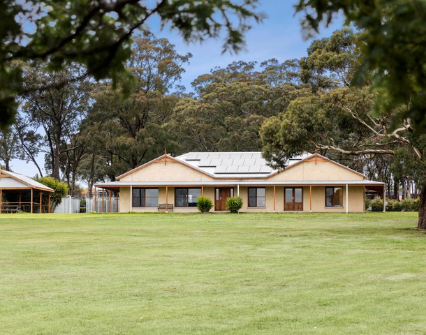 119 Rosa Court, Kyneton VIC 3444