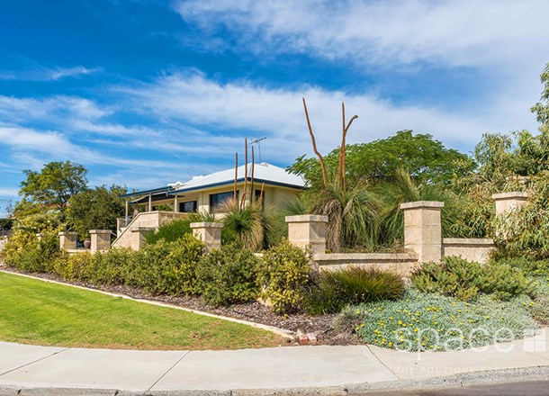 25 Locke Crescent, East Fremantle WA 6158