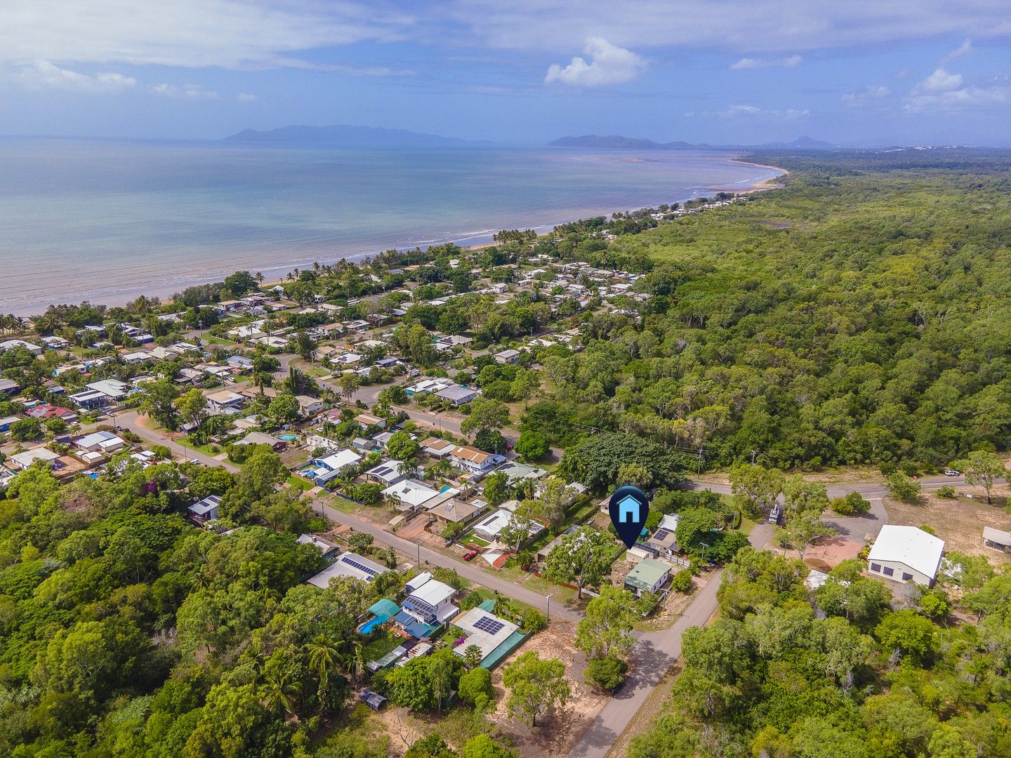 2 Atoll Street, Saunders Beach QLD 4818, Image 0