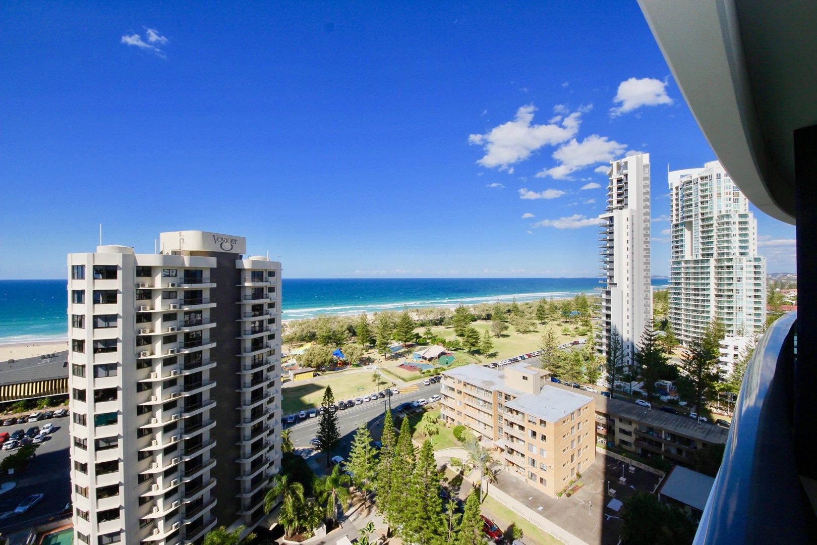 1 Oracle Boulevard, Broadbeach QLD 4218 Domain