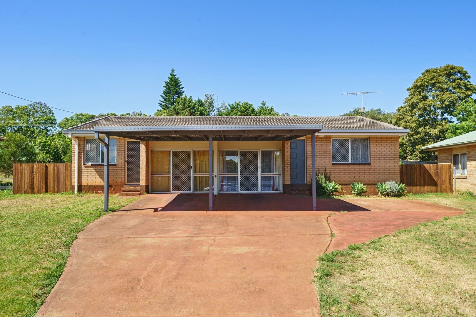 28 Boyes Street, Harristown QLD 4350, Image 0