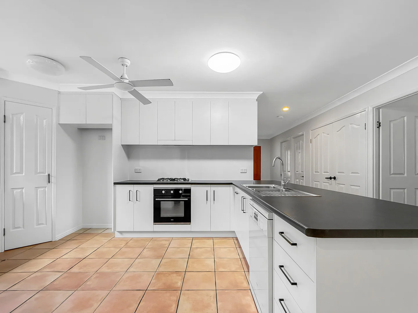 Additional image 3 of 32 Seldon Pl, Kirwan QLD 4817