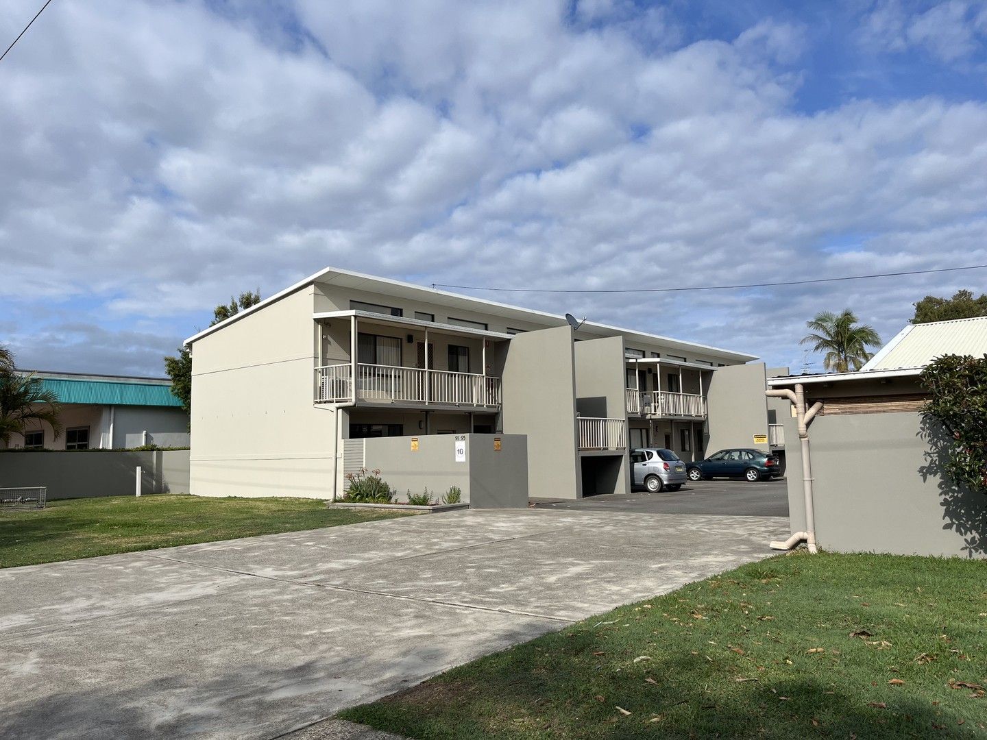 1 bedrooms Apartment / Unit / Flat in 01/91-95 Macintosh St FORSTER NSW, 2428