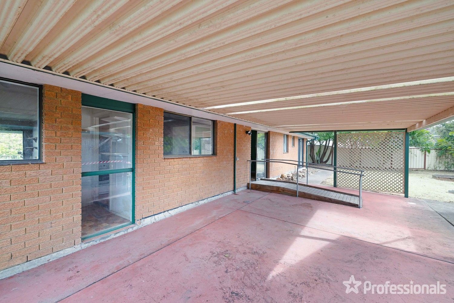 9 Jerribin Street, Wyoming NSW 2250, Image 1