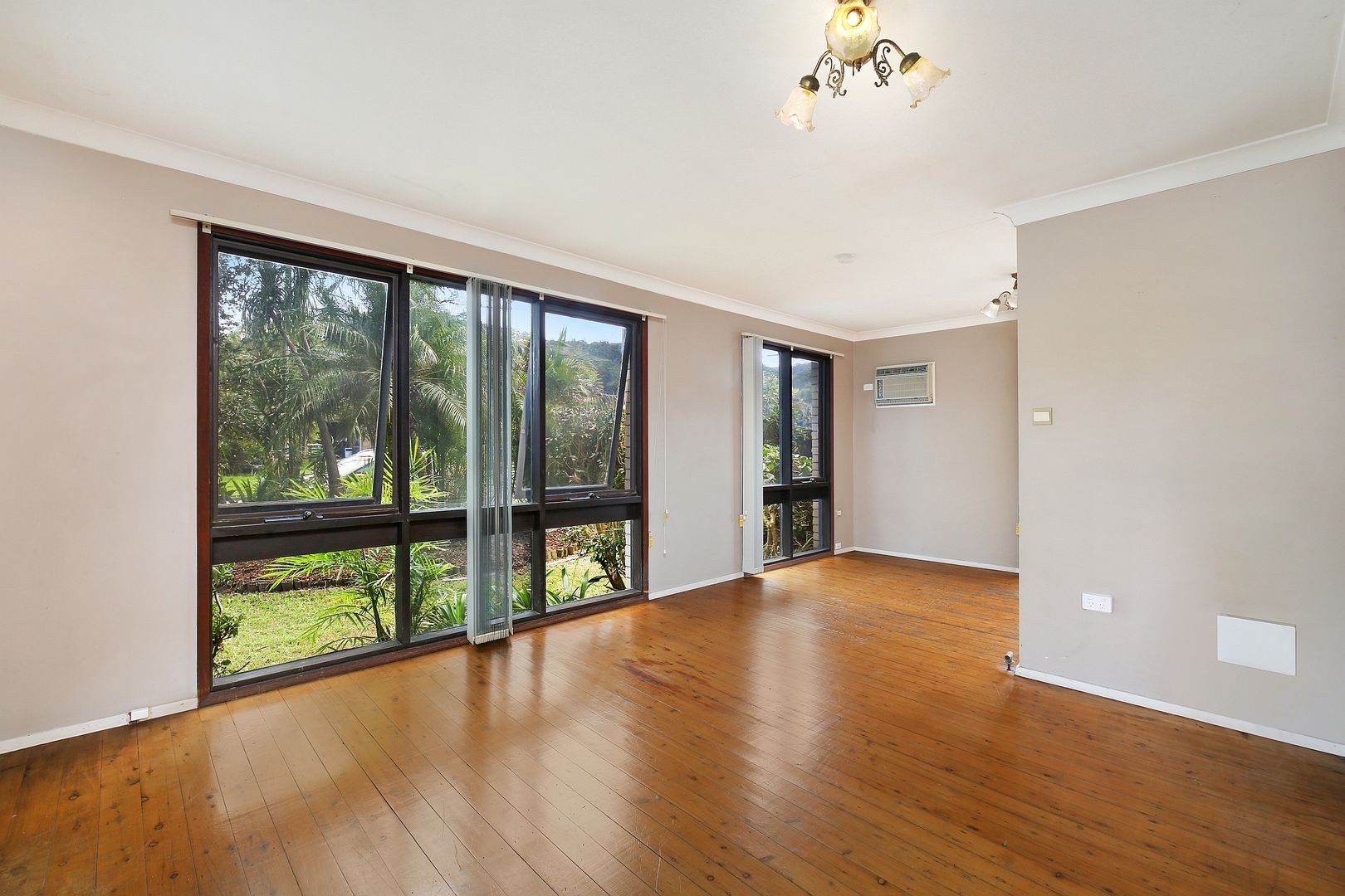 3 Ferguson Close, West Gosford NSW 2250, Image 2