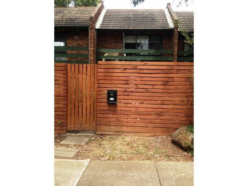 2 bedrooms Townhouse in 2/191 Cape Street HEIDELBERG VIC, 3084