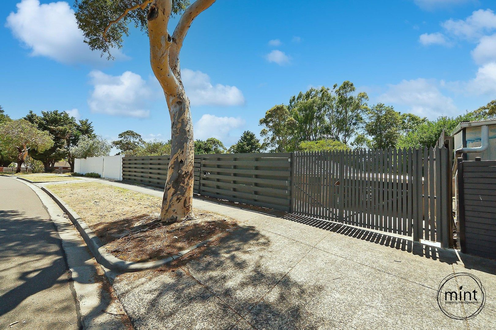 3 bedrooms House in 2 Paddington Avenue CARRUM DOWNS VIC, 3201